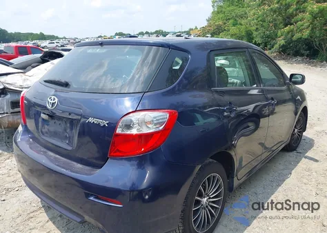 2009 Toyota Matrix z USA, uszkodzony, nr VIN 2T1KU40E39C113914